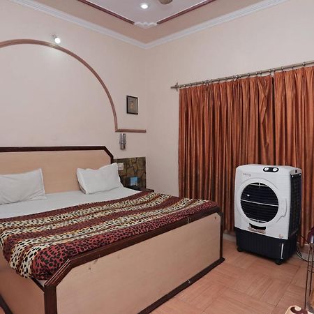 Narayani Guest House By Grb Kankhal Экстерьер фото